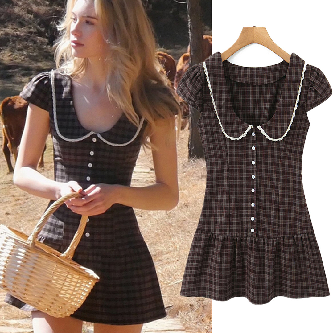 Vintage Fashion Bloggers - فستان ماكسدويتي إنز فاشون بلوغر بنمط