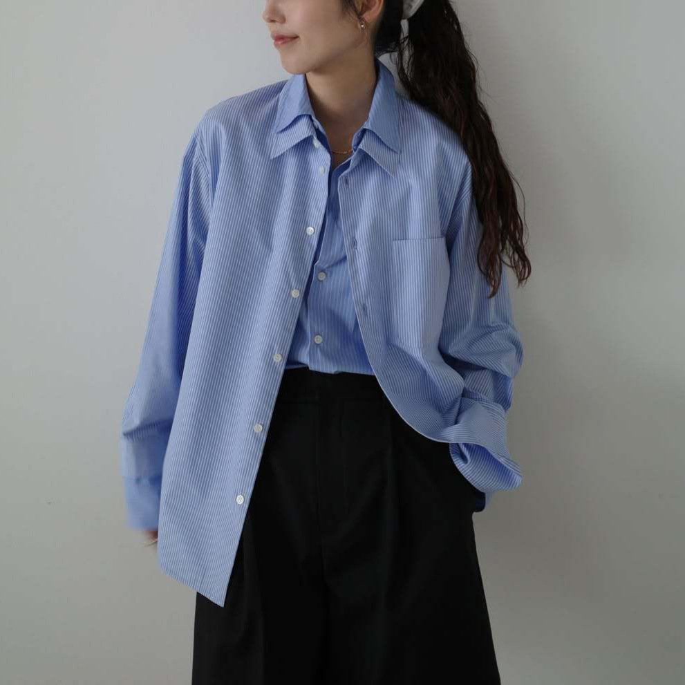 قميص نسائي فضفاض ومريح بتصميم  - مراجعة Vintage Fashion Bloggers وسعره