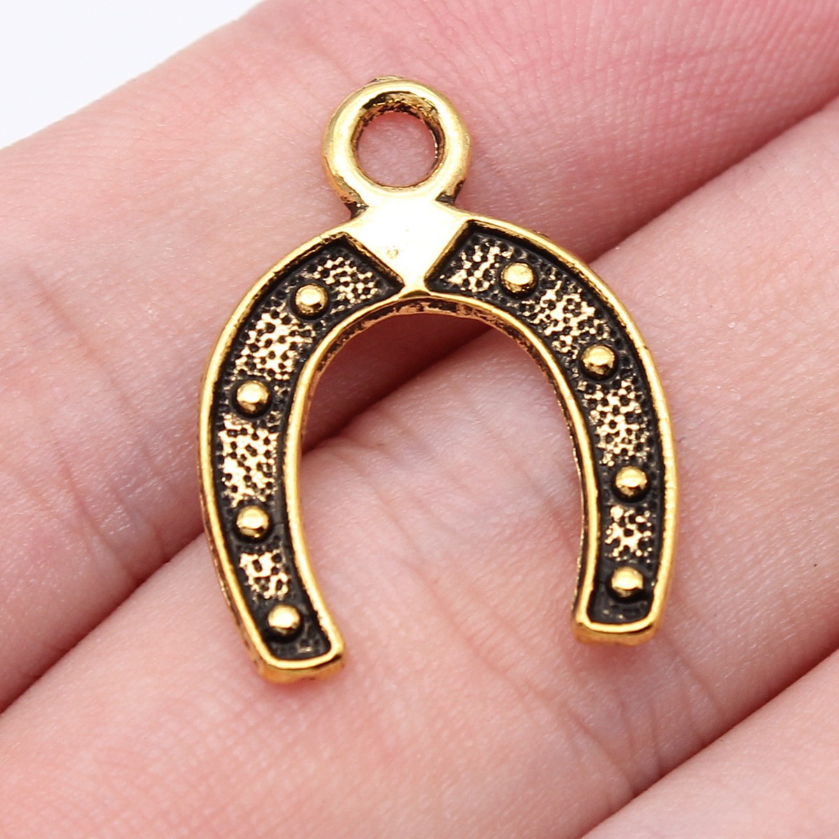 40 قطعة 23x18 مم (0.91x0.71 بو - مراجعة Vintage Fashion Wholesale وسعره