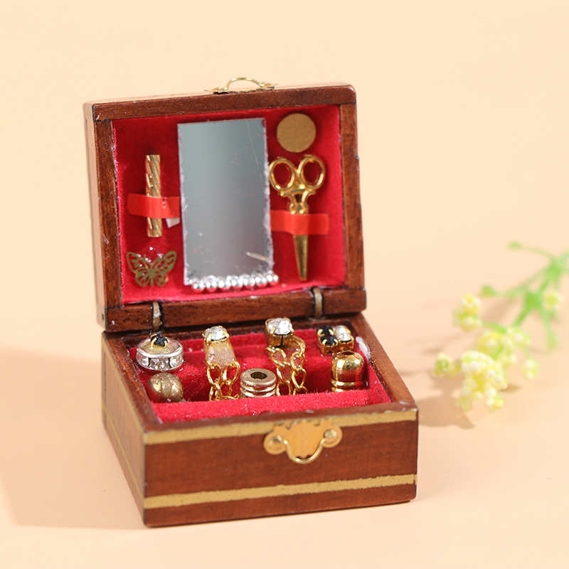 إكسسوارات منزل الدمى المصغر بم - مراجعة Vintage Fashion Doll وسعره