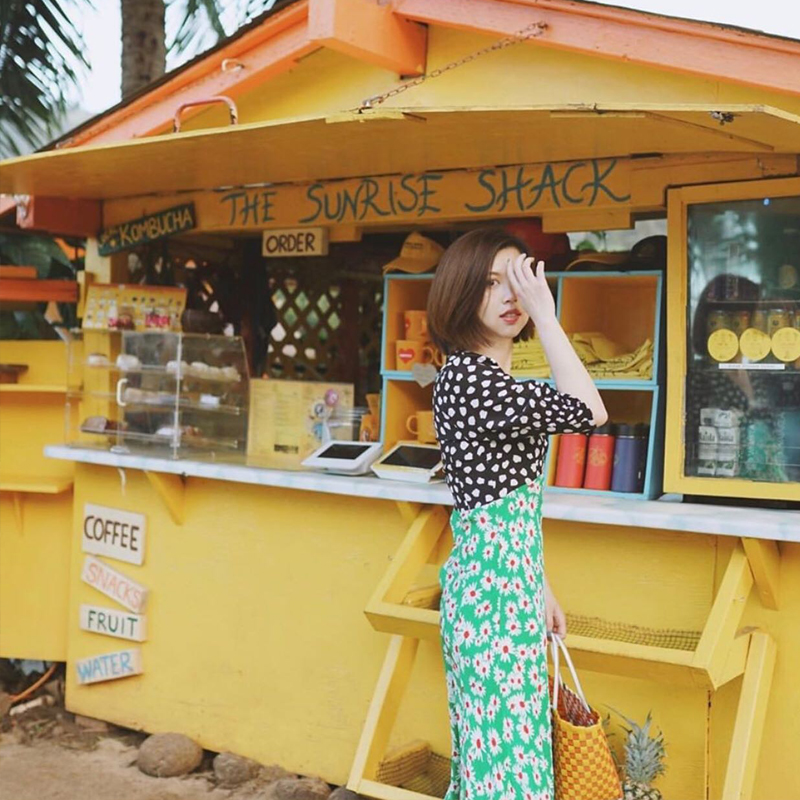 فستان نسائي بتصميم أسترالي عتي - مراجعة Vintage Fashion Bloggers وسعره